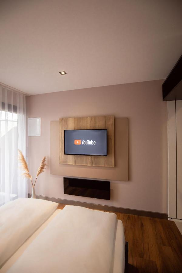 24Seven Hotel Schwabach Kültér fotó